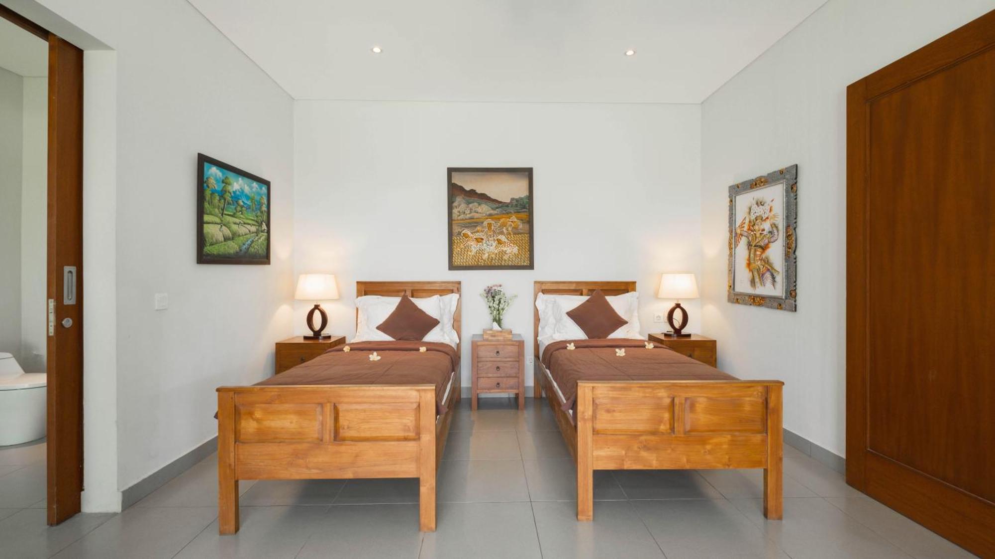 Villa Yenian By Villa Finder ชังกู ภายนอก รูปภาพ
